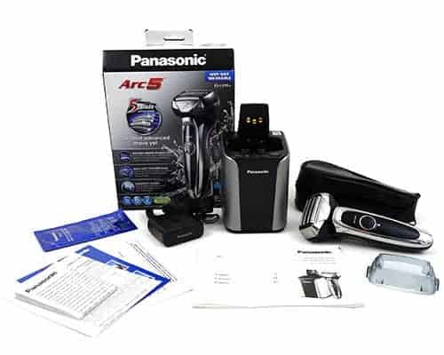Panasonic Arc5 5-blad electric shaver box contents