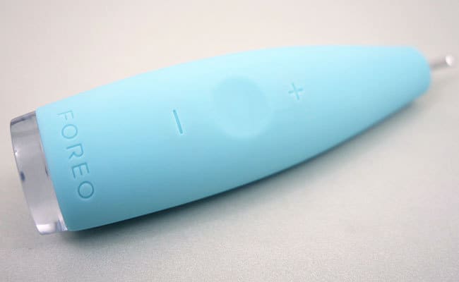 Foreo ISSA Electric toothbrush handle front photo