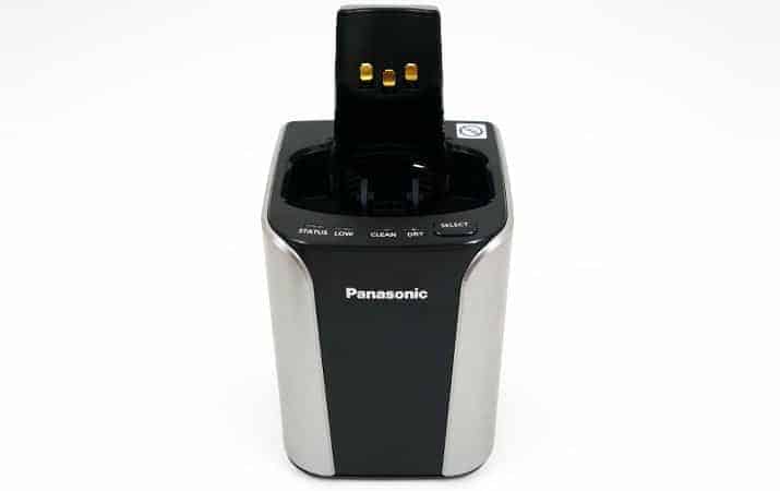 Panasonic Arc 5 ES-LV9N electric shaver cleaning station
