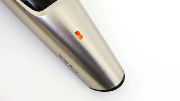 Philips Norelco Series 7000 7200 Vacuum Beard Trimmer orange flashing indicator light